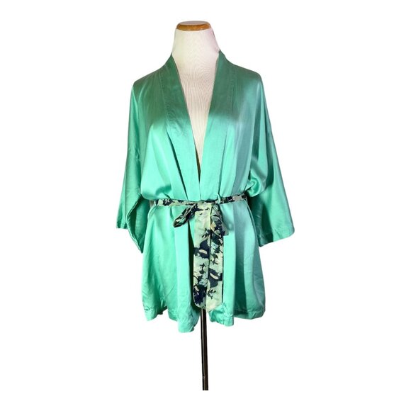 Victoria's Secret One Size Silk Short Robe Seafoam Green *Flaw - Picture 2 of 15